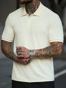 Manfinity CasualCool 男士短袖纹理面料 Polo 衫，适合居家、外出和办公穿着。奶油色 Polo 衫，男士休闲上衣，男士高尔夫球衫，男士 Polo 衫，男装，日常休闲，周末旅行，远足，轻松的工作环境，男友/丈夫礼物，周年纪念/生日礼物，派对，夏季假期，老钱，婚礼，男士纹理 Polo 衫，休闲通勤 Polo 衫。 - 淡黃色 - 查看 5