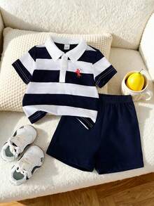 SHEIN Playful Pals 0-3岁男宝宝可爱休闲夏季韩版条纹针织polo衫短裤套装，适合生日派对、晚宴、婚礼、洗礼、日常穿着、叠穿，适合3个月至24个月的男宝宝。 - 寶藍色 - 查看 3