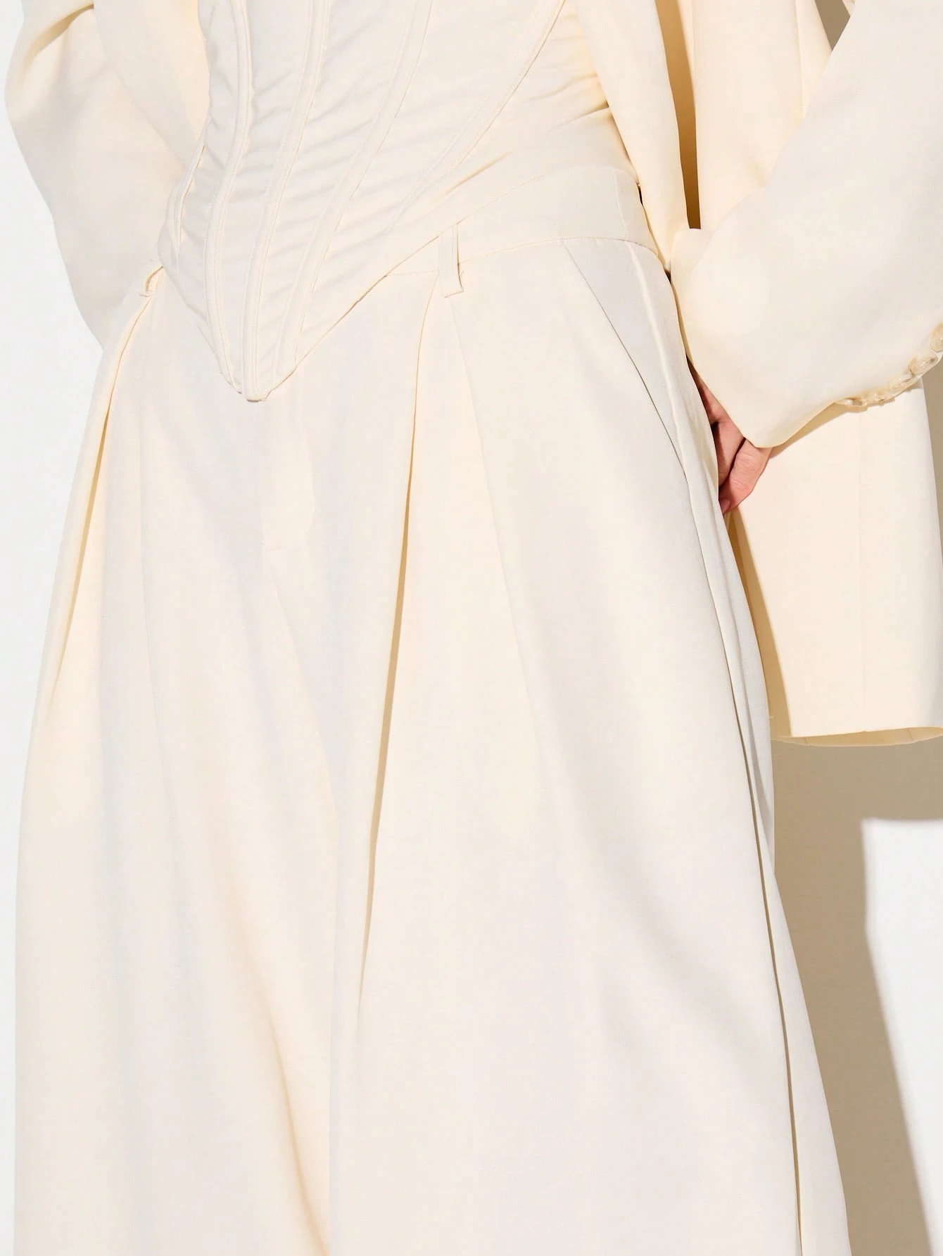 KIZN Pantaloni sartoriali a gamba larga e vita bassa