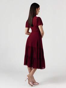 OverBlushhh Áo kiểu nữ màu đỏ tía bằng vải chiffon, cổ cao, tay bồng, thanh lịch. - Màu Đỏ Sâu - Xem 8