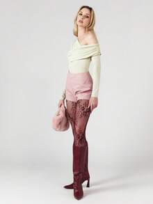 OverBlushhh Body asimétrico de un solo hombro con drapeado y manga larga - Caqui - Ver 4