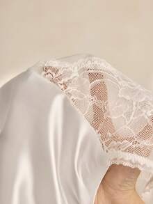 Charlaine 两件套优雅法式蕾丝缎面舒适女士睡衣套装，时尚秋季款 - 白色 - 查看 8