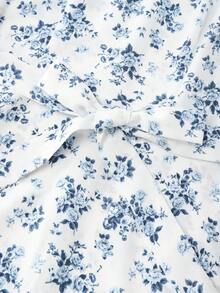 GlowEve 女士花卉玫瑰印花圆领A字喇叭袖休闲日常通勤时尚优雅情人节约会法式街头复古百搭派对白色底蓝色玫瑰印花早春/春夏短袖中长连衣裙 - 彩色 - 查看 5