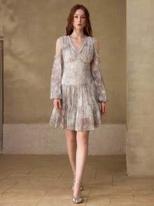 MOTF PREMIUM WOMEN'S TIE-DYE FLORAL EMBROIDERY V-NECK COLD SHOULDER LANTERN SLEEVE SHORT DRESS - Grey - View 4