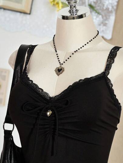 SHEIN ICON Women's Plus Size Retro Sexy Elegant Commuter Urban Modern Fashion Individual Simple Casual Millennial Style Y2K Black Slim Fit Tank Top With Gathered Metal Heart Decoration At The Chest