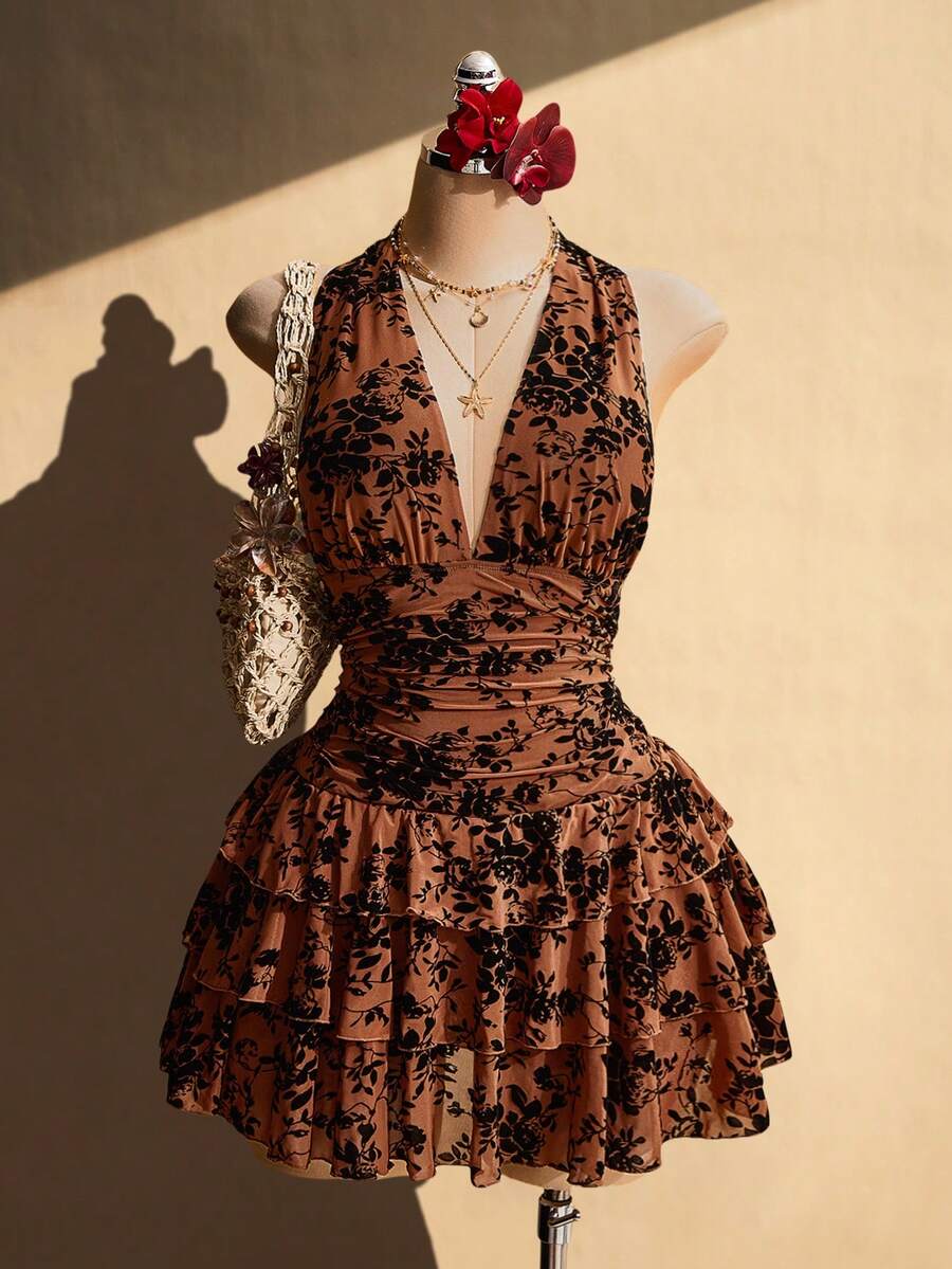 SHEIN ICON فستان متعدد الطبقات من التول مع رقبة هالتر وخصر مطوي، مصنوع من شبكة مزخرفة، مناسب لحفلات الموسيقى - متعدد الألوان - مشاهدة 1