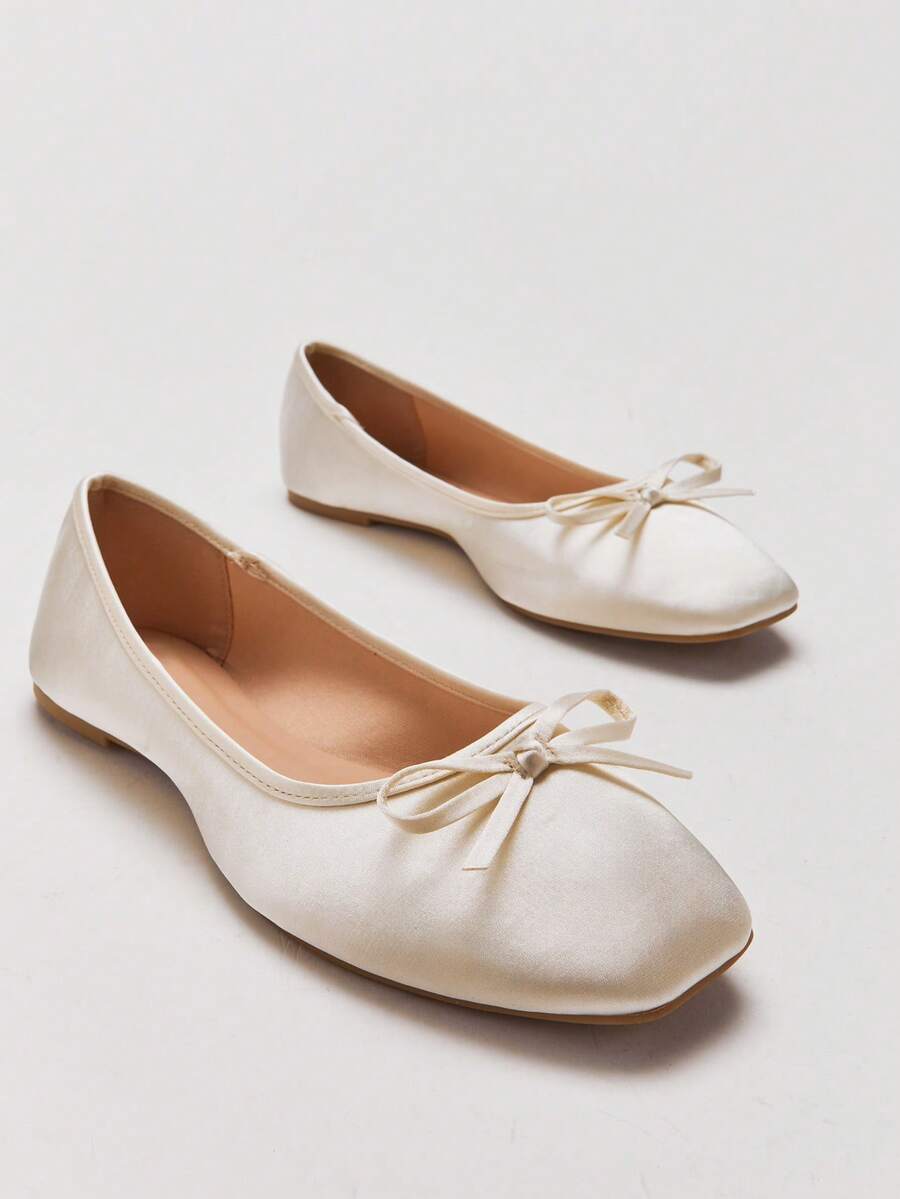 Solezae Giày búp bê nữ bằng satin, kiểu dáng thanh lịch, thoải mái. - Màu be - Xem 1