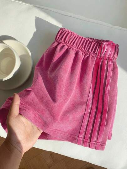 Comfortcana Quần short nữ ống rộng, chất liệu dệt kim màu đỏ hồng cổ điển, kiểu dáng thường ngày.