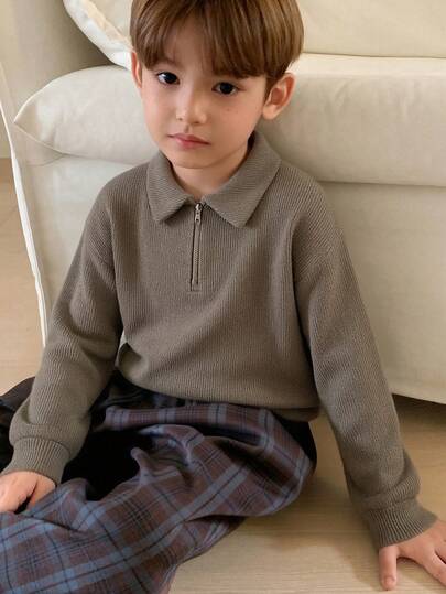 DAZY قميص كاجوال بياقة سحاب وأكمام طويلة منسدلة للأولاد بلون أحادي