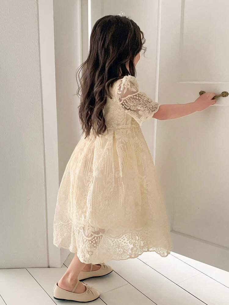 Young Girl Round Neck Lace Fashionable Chic Party Dress