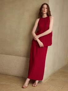 MOTF PREMIUM FRENCH STYLE ELEGANT RED KNIT TOP AND SKIRT SET FOR WOMEN - Red - View 5