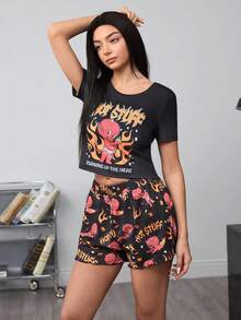 SHEIN HOT STUFF Conjunto de ropa de estar en casa informal con top de manga corta y cuello redondo con estampado de letras y dibujos, y shorts para mujer - Negro - Ver 5