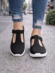 Sandalias deportivas para dama suela antiderrapante deportiva fabricadas en malla de alta resistencia transpirable y cómoda con látigo de sujeción con argolla - Blanco y Negro - Ver 4