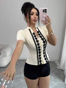 Elenzga 优雅都市时尚新款女士春夏杏色领泡泡袖撞色荷叶边纹理面料短袖衬衫，适合日常穿着、婚礼、晚宴、通勤、毕业派对、节日、假期、约会、聚会、万圣节、圣诞节、新年、感恩节、新娘装等场合。 - 杏色 - 查看 7