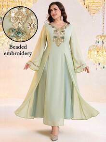 Al Najma Vestido largo de manga larga elegante con bordado y parches de lentejuelas para mujer de talla grande - verde menta - Ver 3