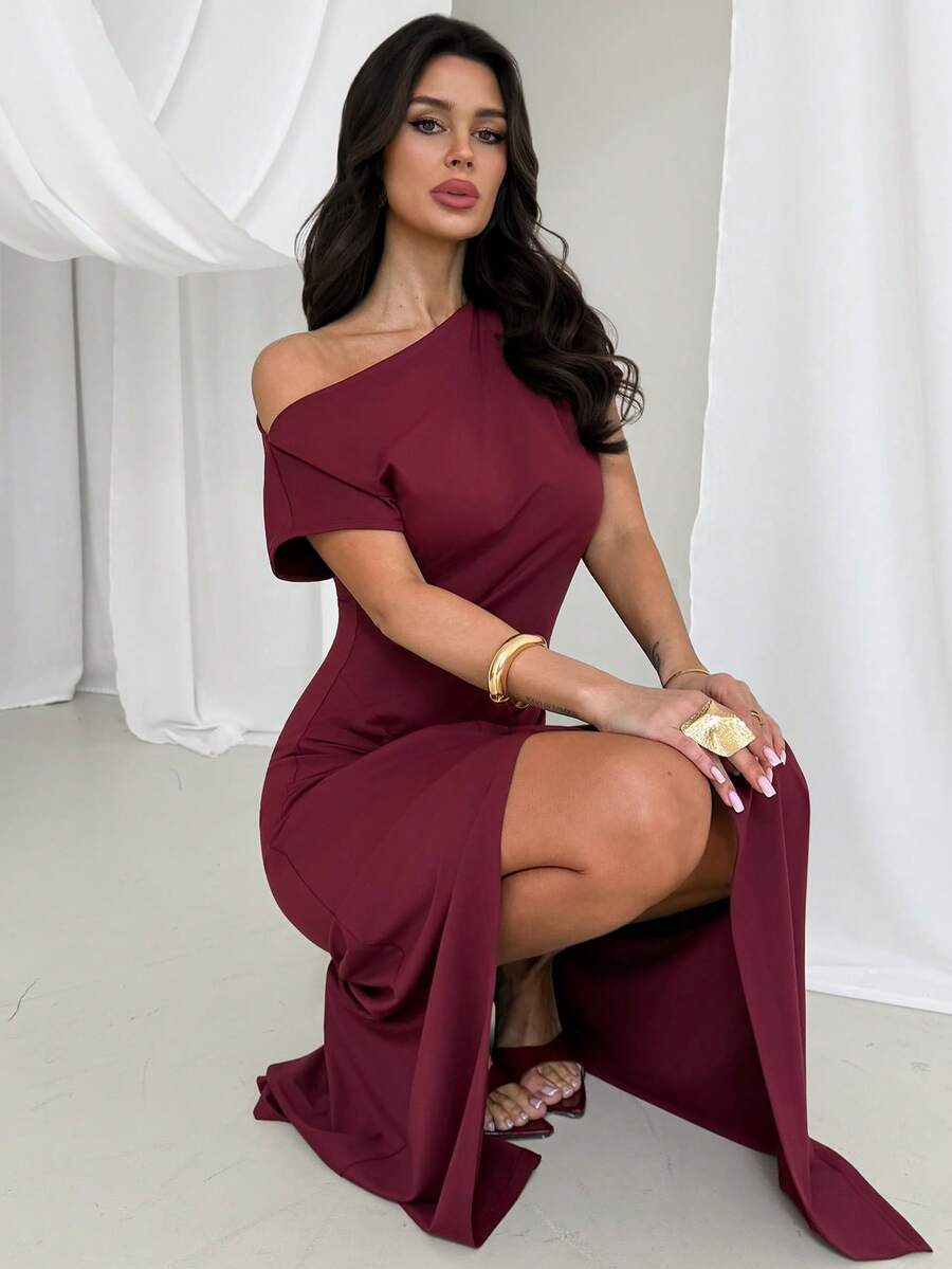Firerie Women's Elegant Romantic Date Party Tight Dress, Wine Red Asymmetric Sleeve Ruched Twist Hem Slit Bodycon Dress, Wedding Guest Dress, Valentine's Day - Burgundy - View 1