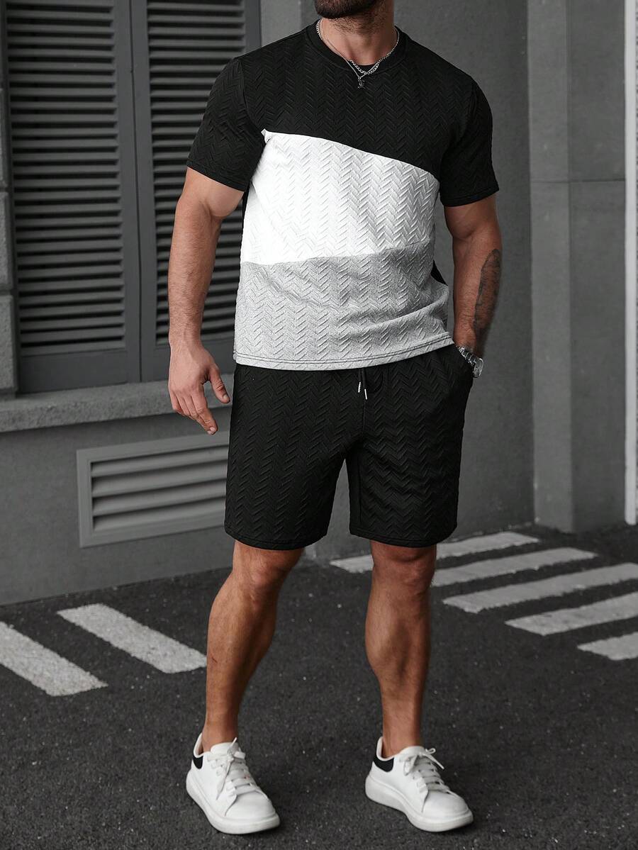 Manfinity Homme Bộ đồ nam mùa hè thường ngày gồm áo thun và quần short phối màu tương phản, chất liệu vải dệt họa tiết. - Nhiều màu - Xem 1