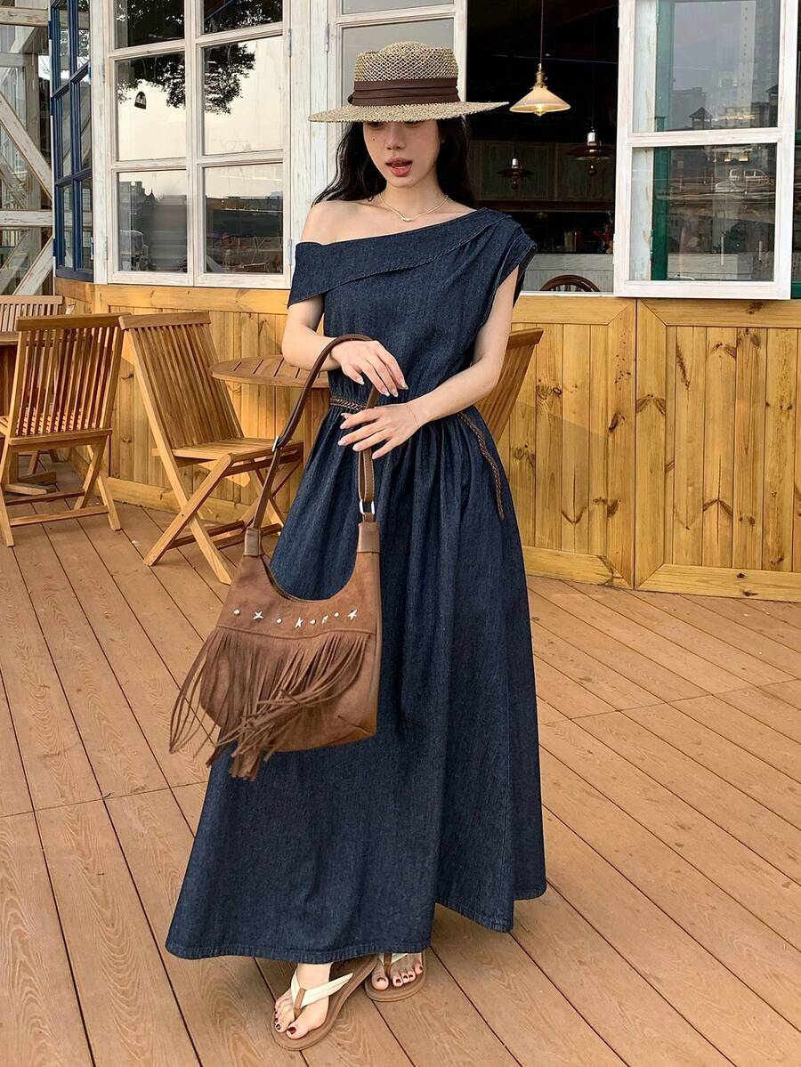 FRIFUL 女士度假风不对称肩部褶皱牛仔连衣裙 - 藍色 - 查看 1