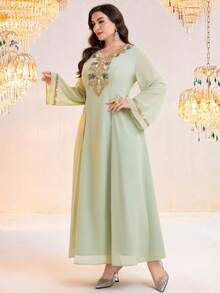 Al Najma Vestido largo de manga larga elegante con bordado y parches de lentejuelas para mujer de talla grande - verde menta - Ver 5
