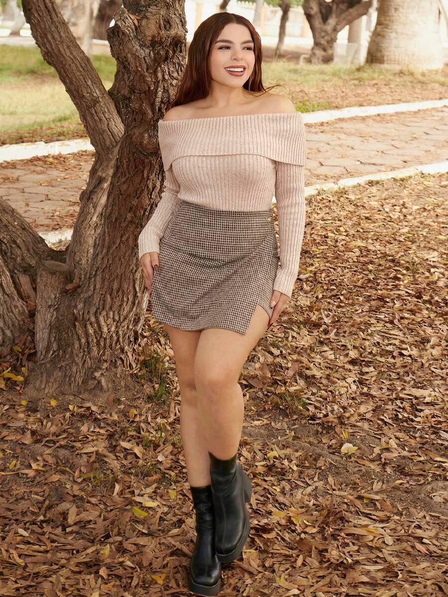 Lupita Cardoza Y2K 秋冬女款法兰绒露肩毛衣 - 杏色 - 查看 1