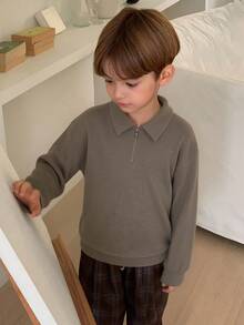 DAZY Young Boy Solid Color Zip Collar Drop Shoulder Long Sleeve Casual T-Shirt - Khaki - View 2