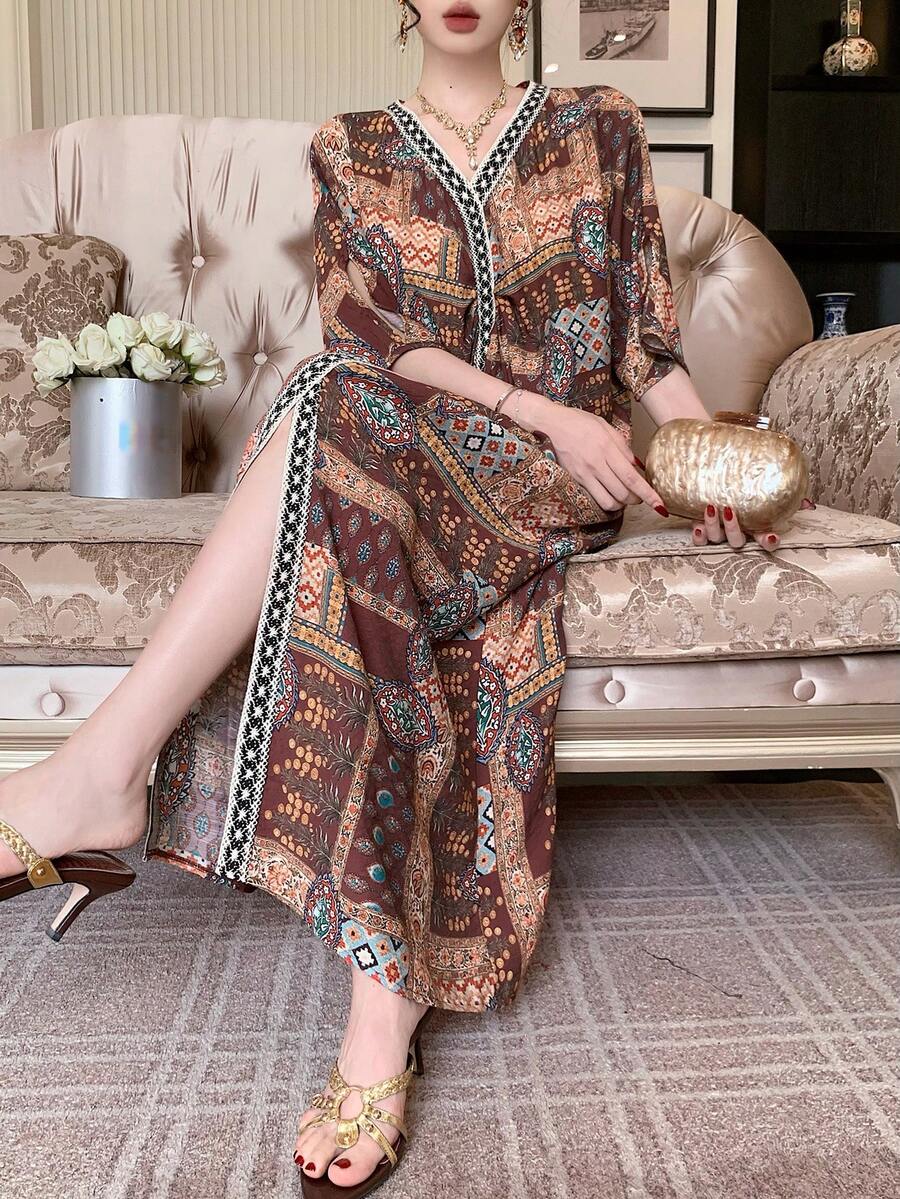 DAZY 印花宽松V领优雅长连衣裙，长袖，适合夏季宴会穿着。 - 棕色 - 查看 1