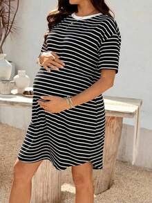 SHEIN 孕婦黑白條紋洋裝，夏季休閒短袖圓領孕婦裙，適合派對、外出與拍照 - 黑色 - 查看 4