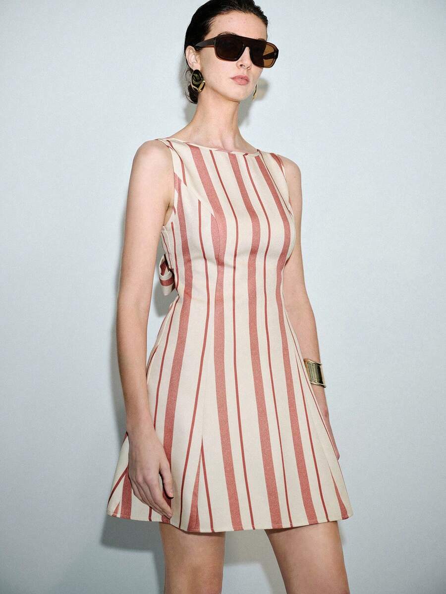 Lumivelle Women's Elegant Retro Striped Print Wavy Hem Sleeveless Dress, Fashionable And Chic For Summer - Multicolor - View 1