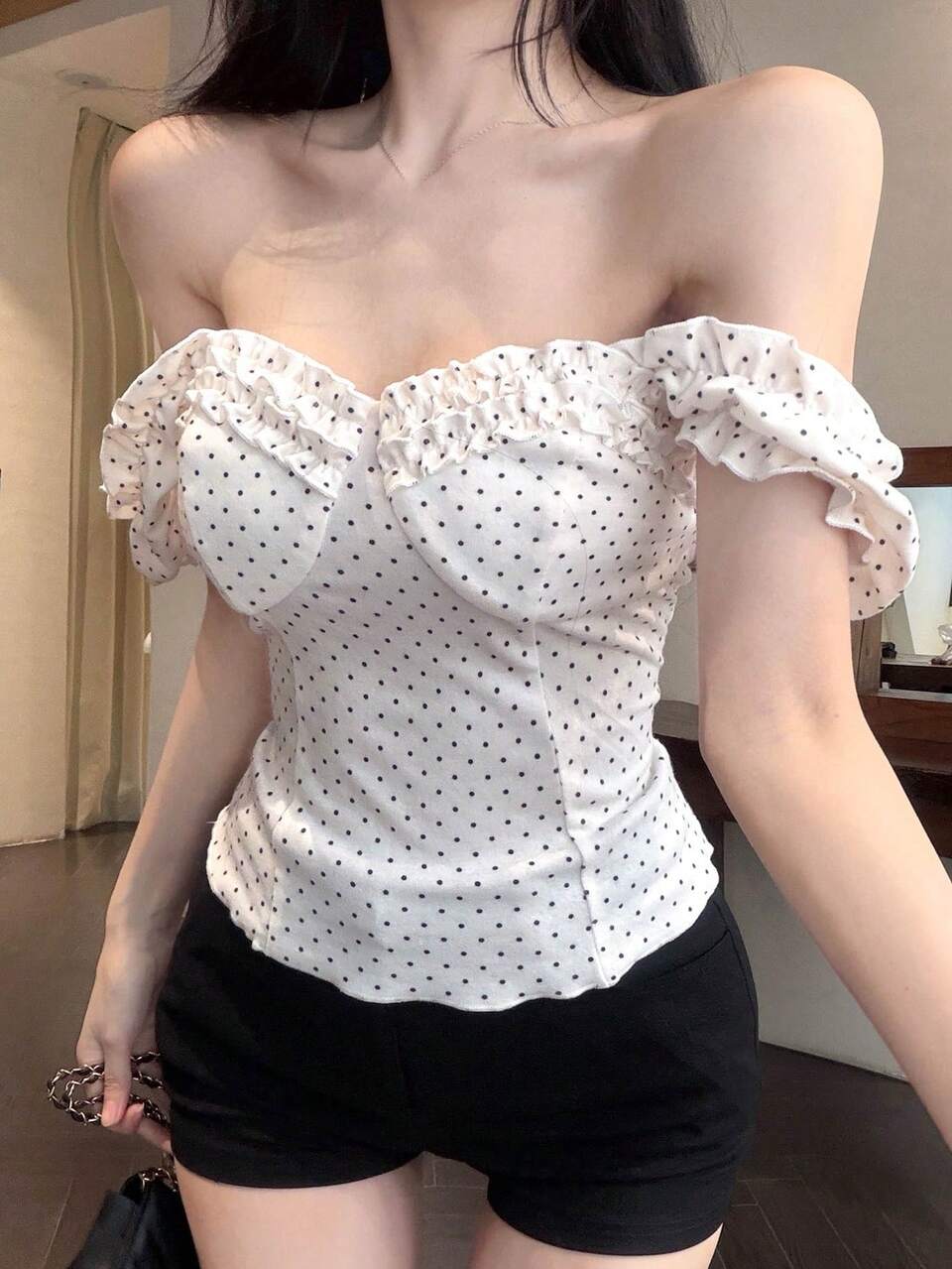 Spring & Summer Fashion White Polka Dot Printed Ruffle Trim Crop Top, Fitted, Casual Beach Vacation Style T-Shirt For Women Cute Tops
