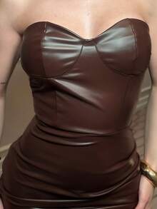 hhfernanda 女士纯色褶皱修身优雅露肩连衣裙 - 咖啡棕 - 查看 3