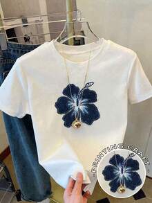 Resyla Women's Fitted Short Sleeve T-Shirt With White Printed Graphic - White - View 5