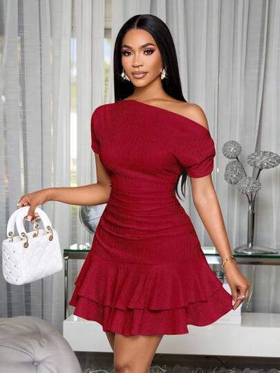 SOLERSUN Vestido mini elegante para fiestas y día con cuello asimétrico, mangas largas, volantes dobles y diseño acanalado en color albaricoque