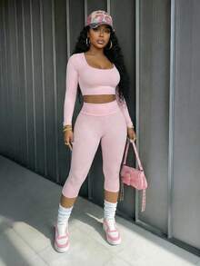 Slaydiva 早春新款，春夏音乐节、情人节、复活节休闲风，简约基础款Y2K街头甜美风，畅销日常约会风，辣妹风，性感运动时尚风U领长袖超短T恤+后腰蝴蝶结，V腰设计，七分裤，粉色套装，女士两件套 -A - 粉色 - 查看 9