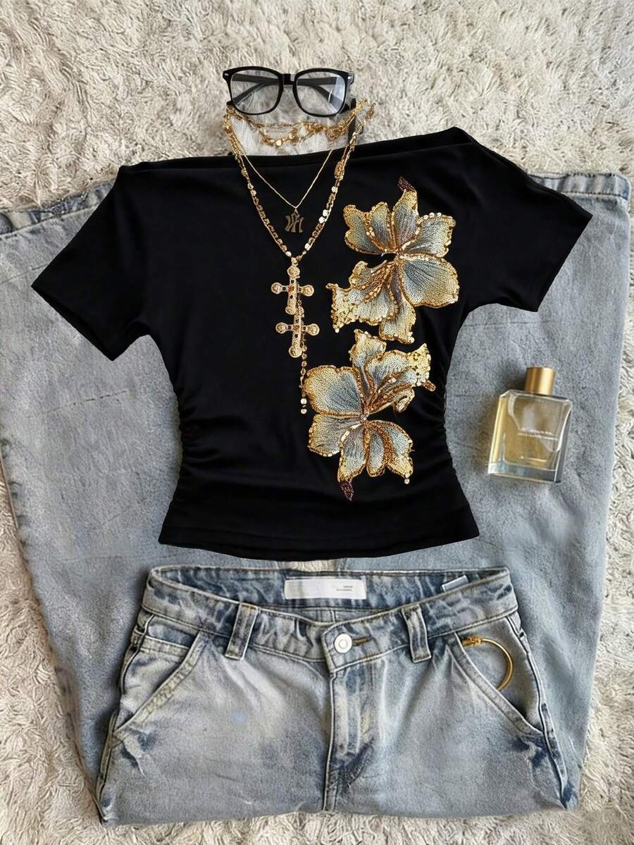 Glimmora 夏季刺绣花卉露肩短袖修身女式T恤 - 黑色 - 查看 1