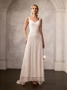 MOTF Soiréza WOMEN SWEETHEART NECK LACE GOWN WITH BACK CROSS STRAPS, FLORAL LACE ACCENTS, A-LINE FLOWING SKIRT WITH TRAIN & SHEER LIGHTWEIGHT FABRIC , IDEAL FOR WEDDINGS, GALA DINNERS, CELEBRATIONS & FORMAL PARTIES - Apricot - View 9