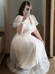 Dazy Plus 大码女式V领提花褶裥优雅腰部聚拢派对连衣裙 - 杏色 - 查看 6