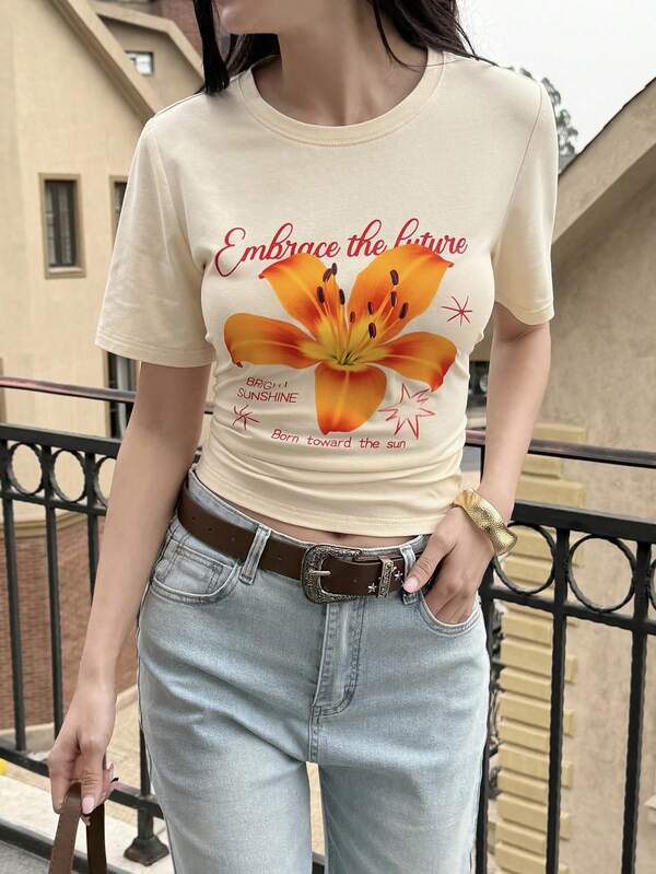 Livesso Top décontracté de printemps et d'été, style rue jaune, col rond avec imprimé floral et lettres, style festival de musique et vacances, t-shirt à manches courtes pour femmes