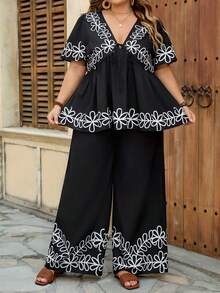 SHEIN CURVE+ Curve Size US22Music Festival, Seaside Vacation, Bohemia Women's Black Positioning Flower Doll Shirt+Pants Two Pieces Set, Vacation Two Pieces Set, Casual Two Pieces Set - Black - View 5