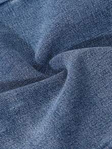 SHEIN 少女两件套。藏蓝色露肩短款T恤，饰有白色“80”数字和星星印花，美式休闲风格。蓝色阔腿牛仔裤，饰有深蓝色星星图案，宽松版型，街头甜美风。星星图案贯穿上下装，浑然一体。适合日常休闲穿着和外出活动。 - 藏蓝色 - 查看 7