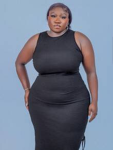 CurvyTilda Plus Size Women Casual Black Ruched Side Slit Dress, Shirring, Wedding Guest Dress Women, Vacation Outfits Woman, Beach Outfits For Woman, Sundress, Festival, Birthday Dresses For Women, For Hourglass Body Shape, For Summer - Black - View 3