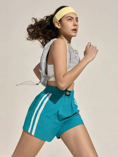 Exploreva Summer Casual Contrast Stripe Sports Shorts