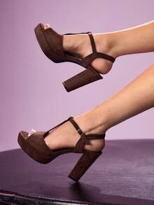 CUCCOO LuxiPop Sandales à talons hauts pour femmes avec bride en T, bout rond, orteils découverts, en velours épais, talon haut et semelle épaisse, bride à la cheville, style sexy pour boîte de nuit et scène - brun foncé - Voir 8