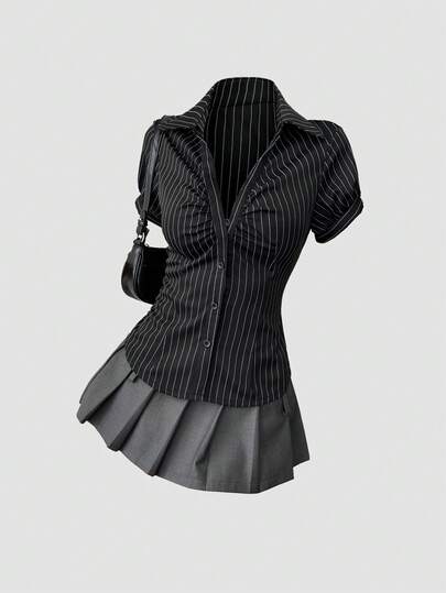 Sweetra 复古美式条纹黑白拼色短袖短款上衣，修身版型，百搭女士衬衫