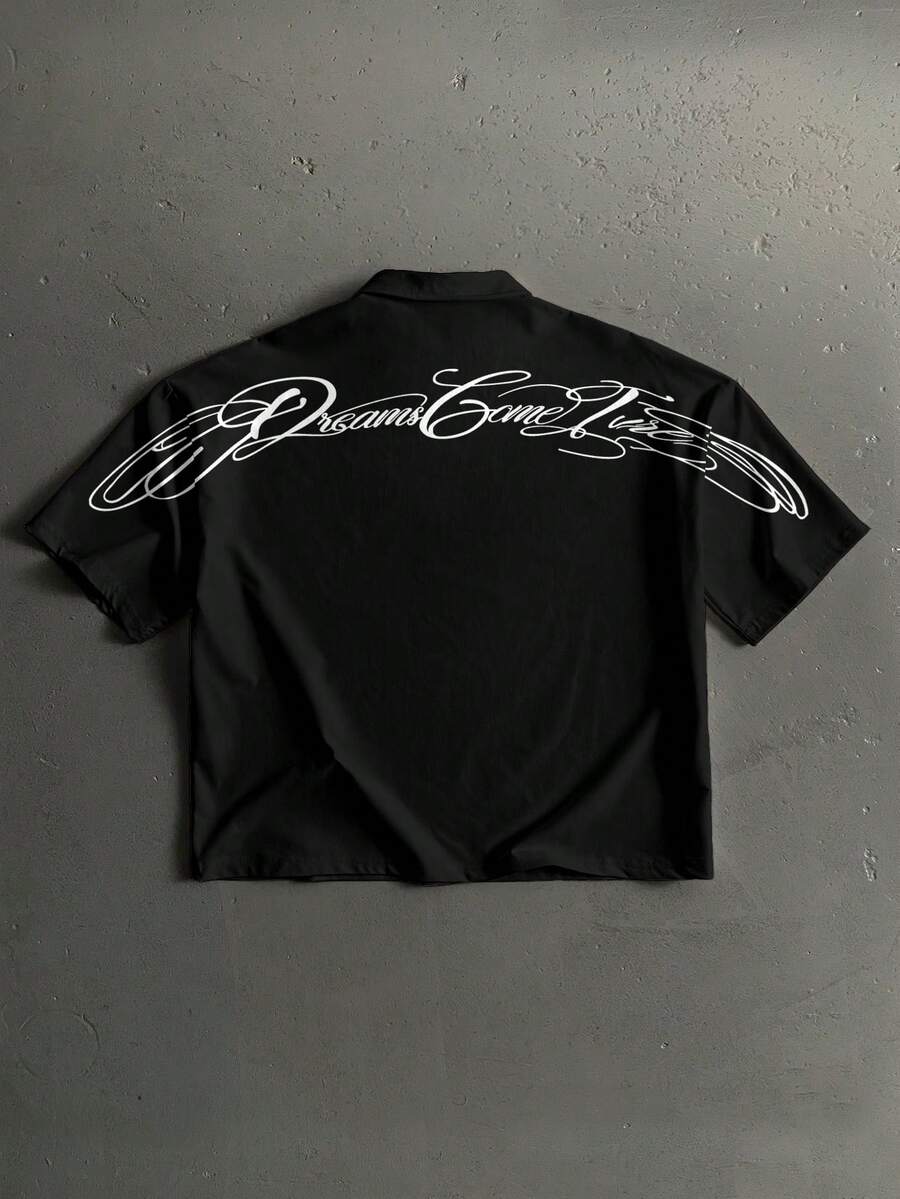 StoneGrade 弧形手写字体休闲印花男士标准尺码宽松短袖Polo衫，约会聚会必备，时尚百搭，适合作为男友礼物 - 黑與白 - 查看 1