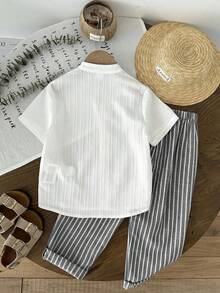 LMoss Kids 男童纯色梭织休闲衬衫和条纹裤两件套 - 黑與白 - 查看 2