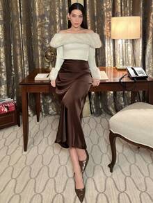 hhfernanda 杏色露肩毛绒紧身长袖毛衣上衣，保暖内衬厚秋冬上衣 - 杏色 - 查看 5