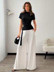 EURMUSE 女士，春季，夏季，波西米亚风，休闲，白色上衣和白色裤子套装，全白两件套，女士白色套装，单色白色套装，白色无袖上衣搭配白色阔腿裤，白色高腰裤搭配白色衬衫，优雅白色家居服套装，简约白色夏季套装，白色度假套装，白色办公室到晚宴套装，白色修身上衣和裤子，时尚白色上衣套装，白色休闲时尚两件套 - 黑與白 - 查看 1
