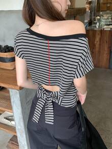 DAZY 女士条纹不对称肩短袖性感T恤 夏季 - 黑與白 - 查看 4