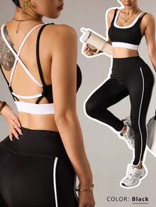With My Calm Sujetador deportivo con cuello de escote y espalda cruzada con ribete de contraste - Blanco y Negro - Ver 1