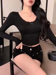 DAZY 女士夏季蕾丝拼接蝴蝶结装饰修身上衣，休闲性感 - 黑色 - 查看 5